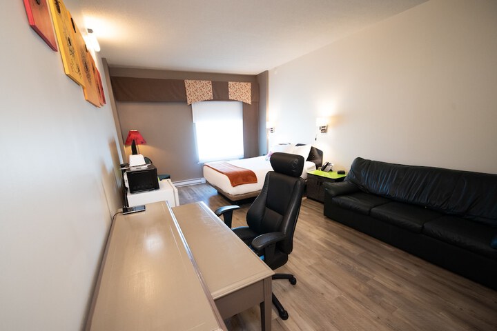 Room 20 of 107