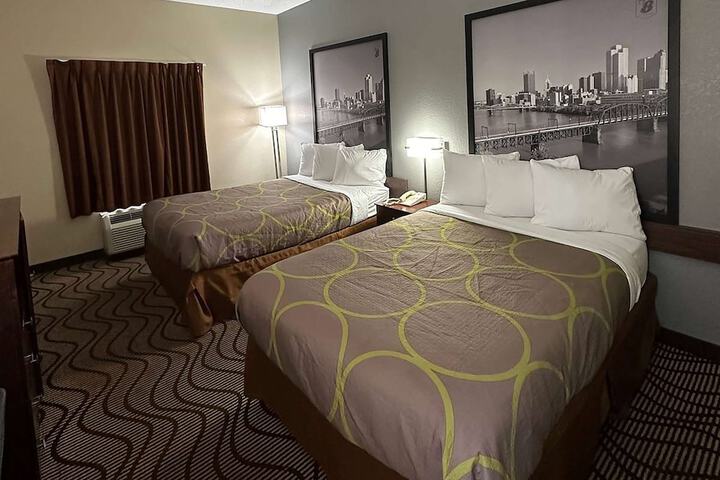 Room 16 of 20