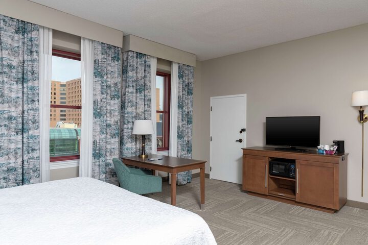 Room 14 of 62