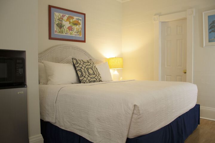 Room 35 of 112