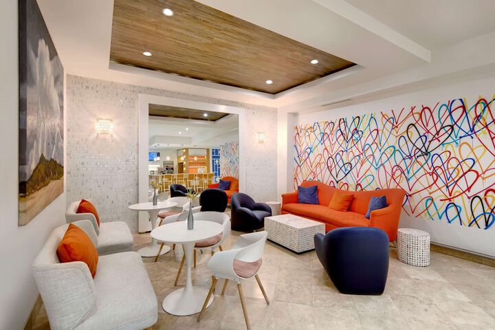 Hotel Interior 28 of 106