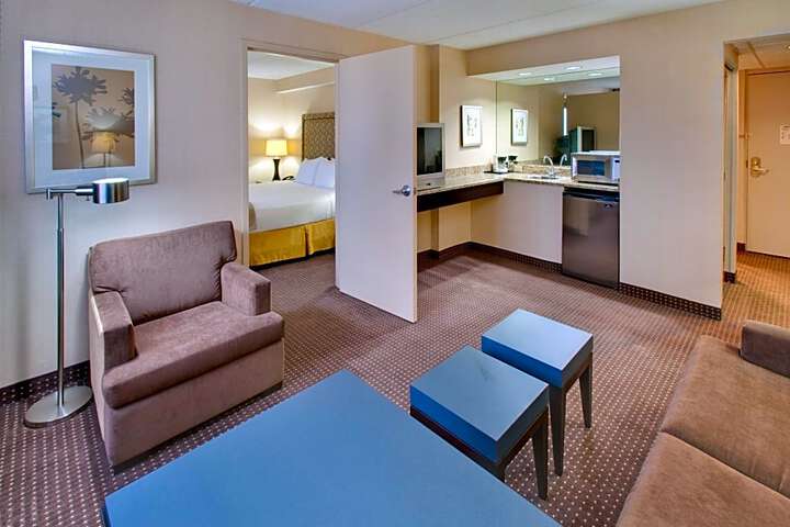 Holiday Inn Express Chicago-Palatine