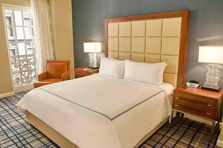 Room 29 of 122