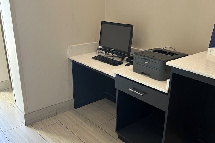 La Quinta Inn & Suites by Wyndham West Monroe