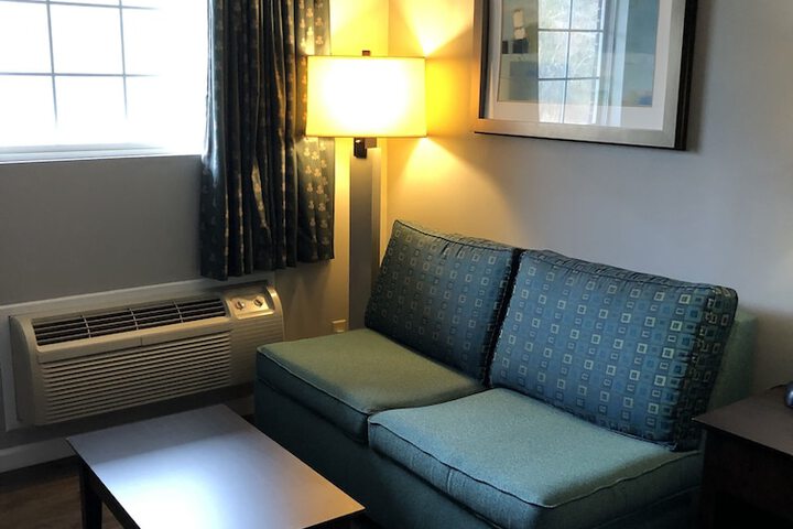 Room 31 of 40