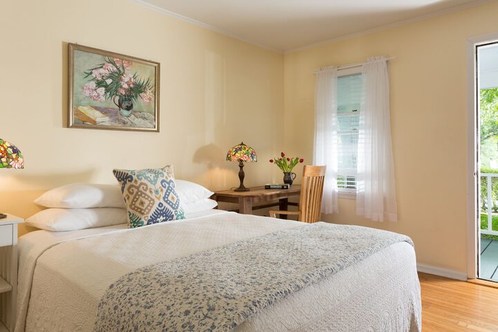 The Woodstock Inn on the Millstream
