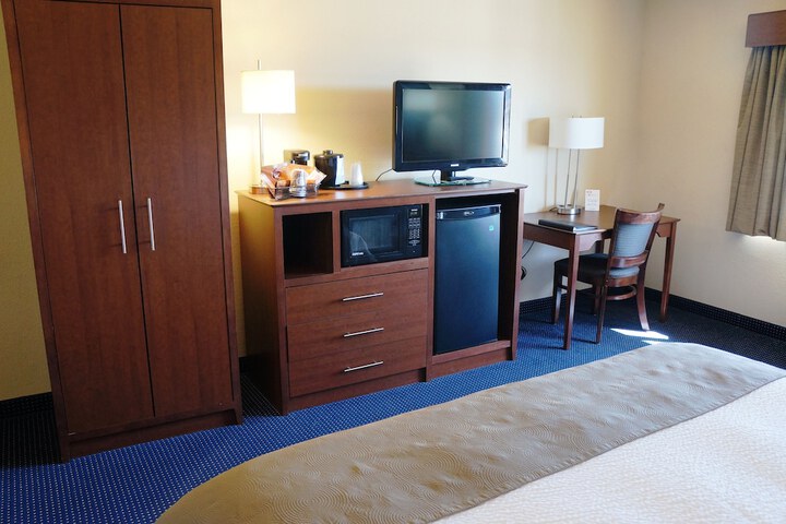 Room 51 of 64
