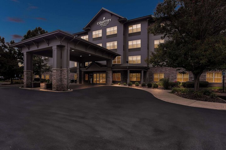 Country Inn & Suites by Radisson Portage, IN