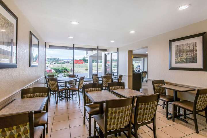 Quality Inn & Suites Easley - Greenville
