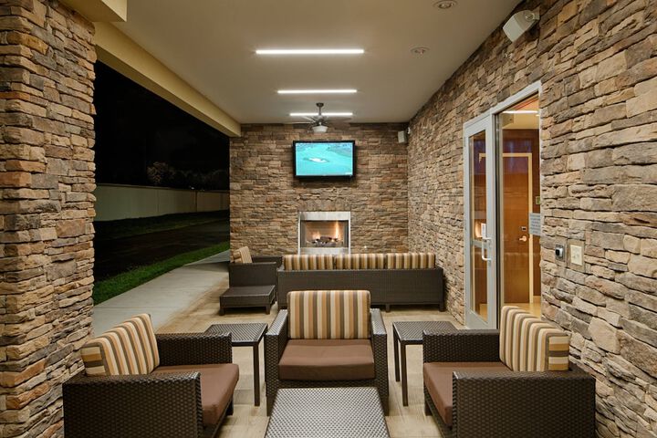Terrace/Patio 44 of 47