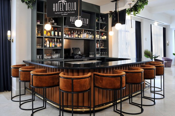 Hotel Dello Ft. Lauderdale Airport Tapestry Collection by Hilton