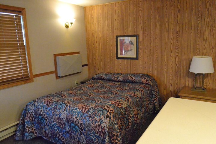 Room 35 of 81