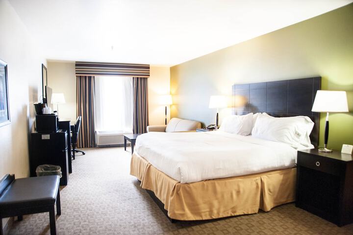 GreenTree Inn & Suites Florence
