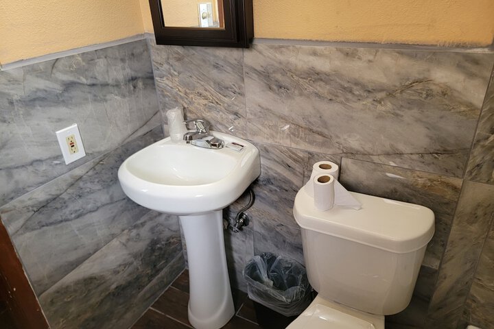 Room 5 of 20
