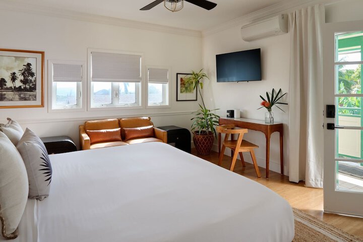 Room 51 of 62