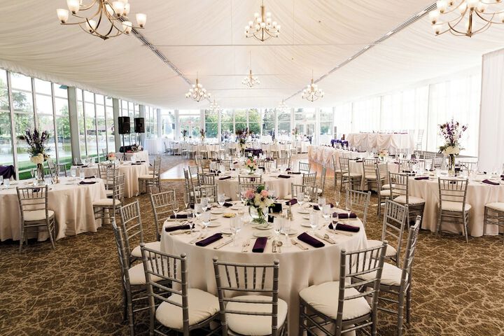 Ballroom/Hall 112 of 132