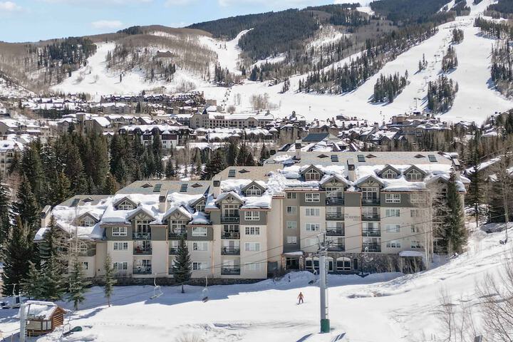 Hotel 5 of 98