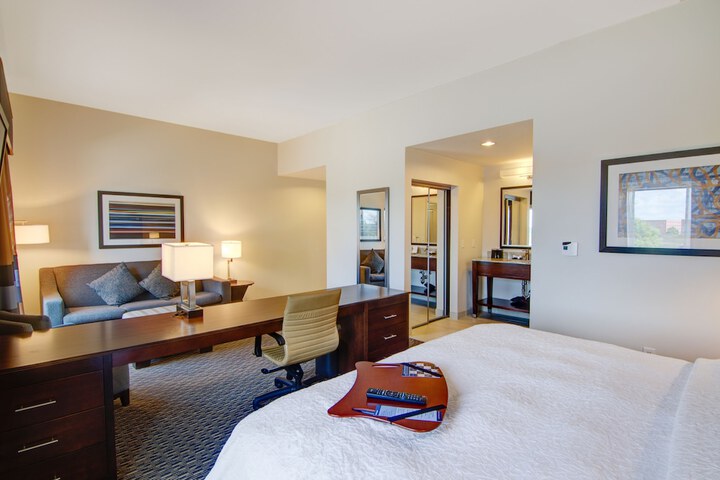 Room 28 of 57