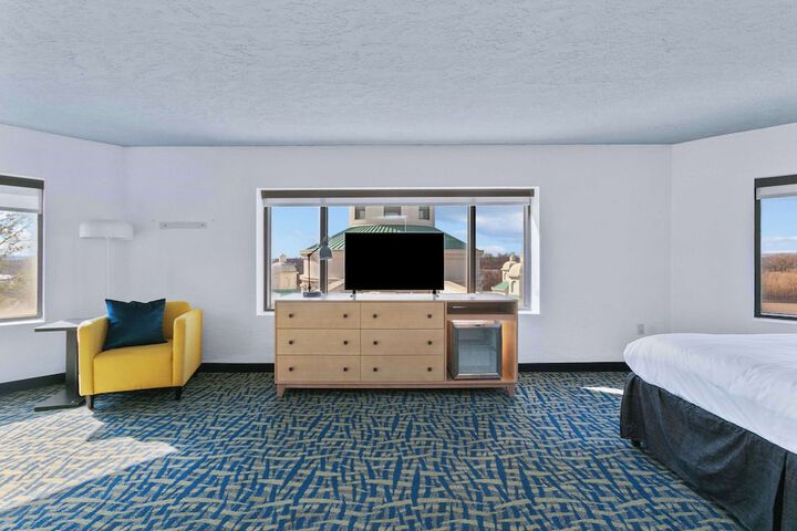 Room 40 of 53