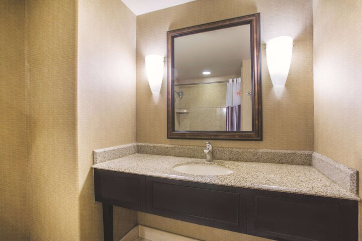La Quinta Inn & Suites by Wyndham Ely