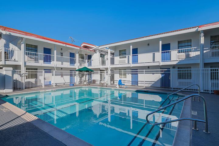 Motel 6 Grand Prairie TX - Interstate 30