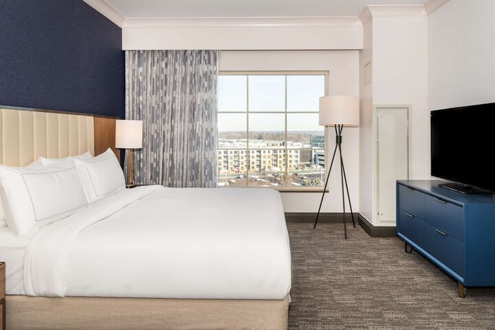 Hilton Columbus / Polaris