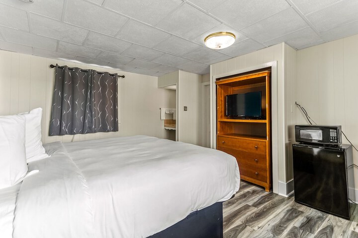 Room 46 of 63