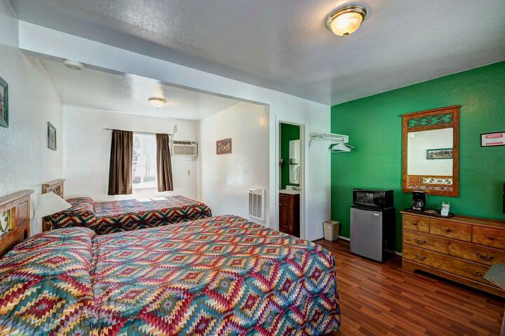 Room 22 of 31