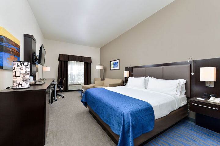Holiday Inn Express St. Louis West - OFallon by IHG