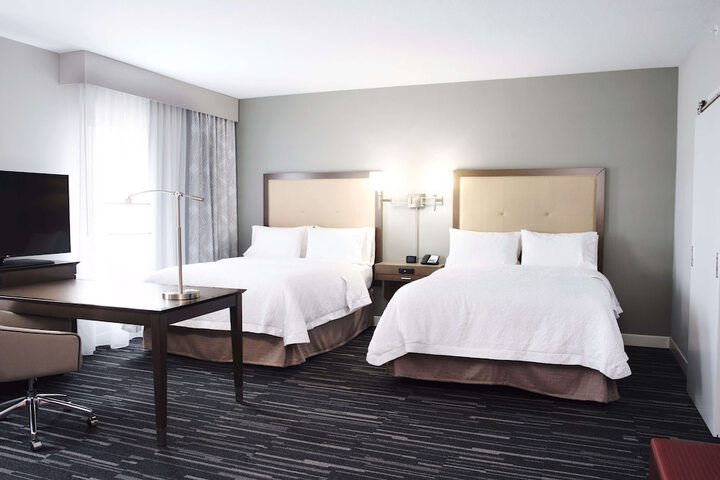 Hampton Inn & Suites Des Moines / Urbandale