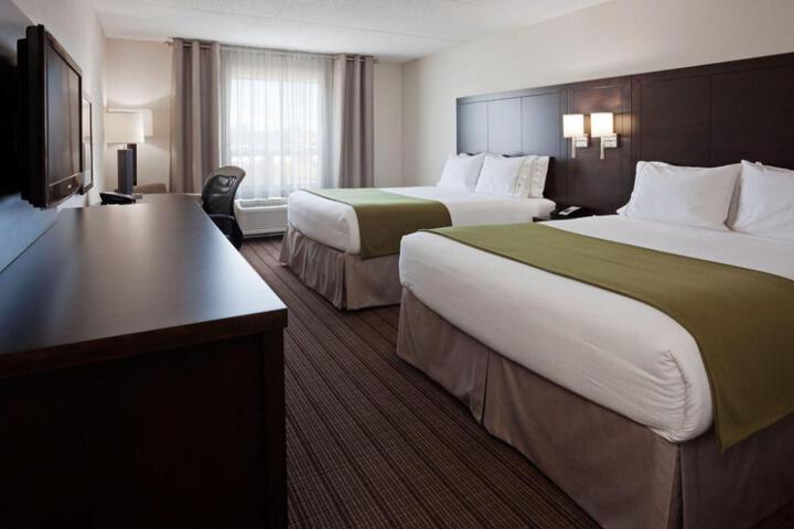 Holiday Inn Express & Suites New Liskeard by IHG