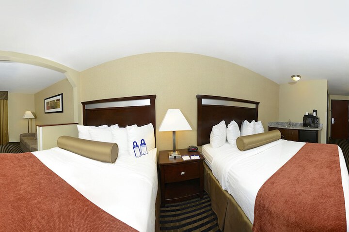 Room 21 of 37