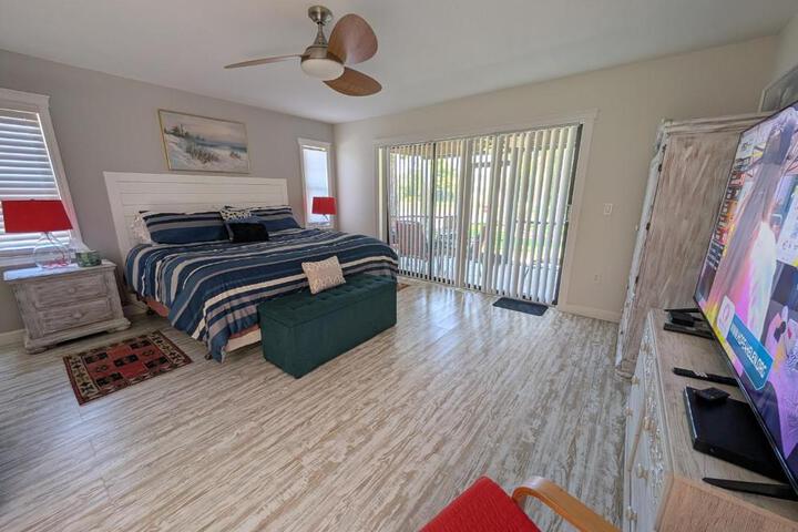 LUX VILLAs on beautiful Palmer Ranch