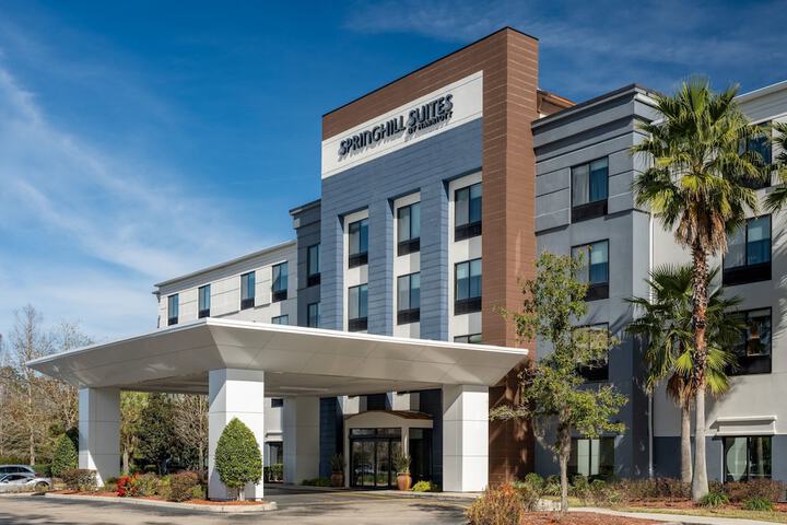 Hotel 3 of 74