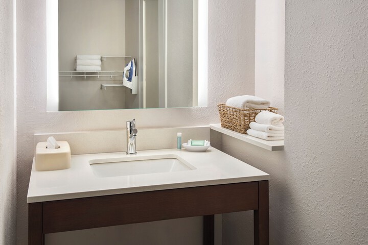 Residence Inn by Marriott Pittsburgh Monroeville / Wilkins