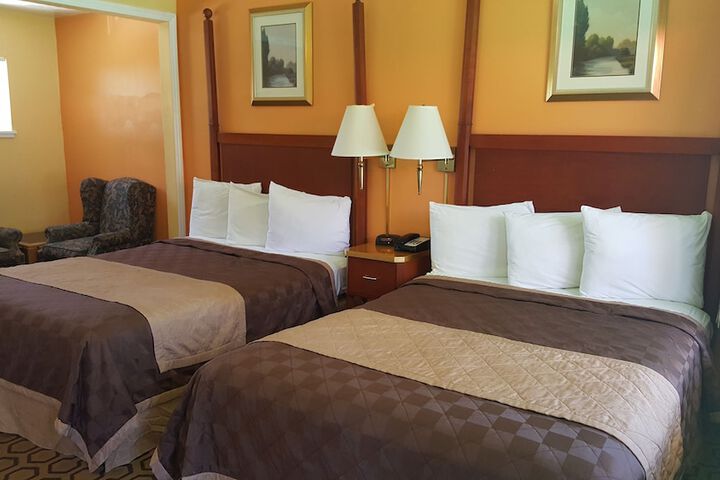 Room 22 of 32
