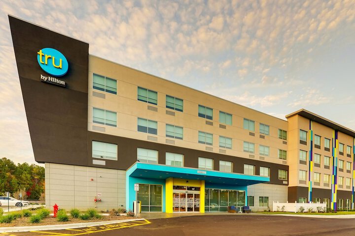 Hotel 7 of 45