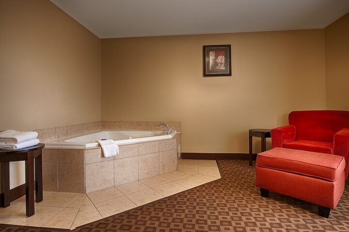 Hot Tub 50 of 53
