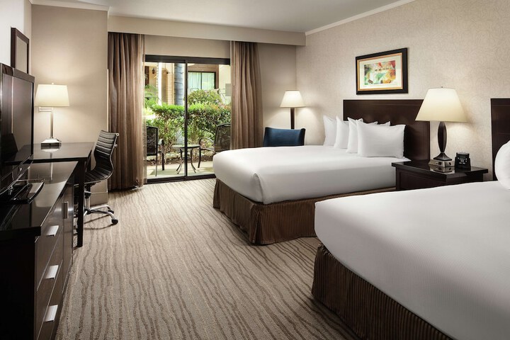 Room 18 of 60