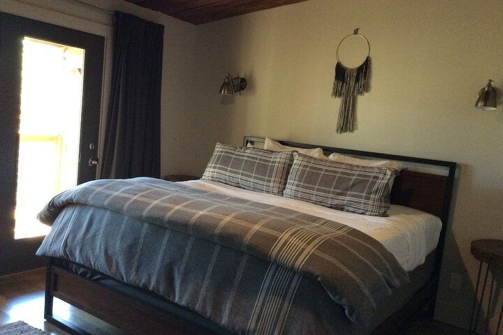 Dancing Bear Lodge