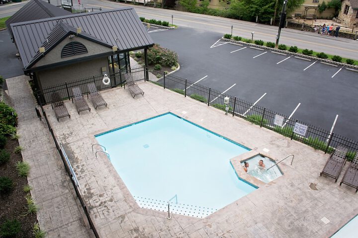 Pool 3 of 214