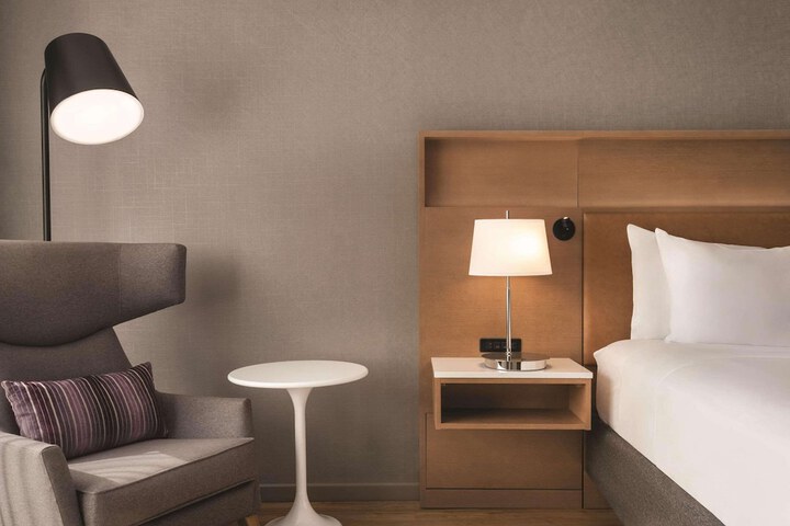 Room 17 of 50