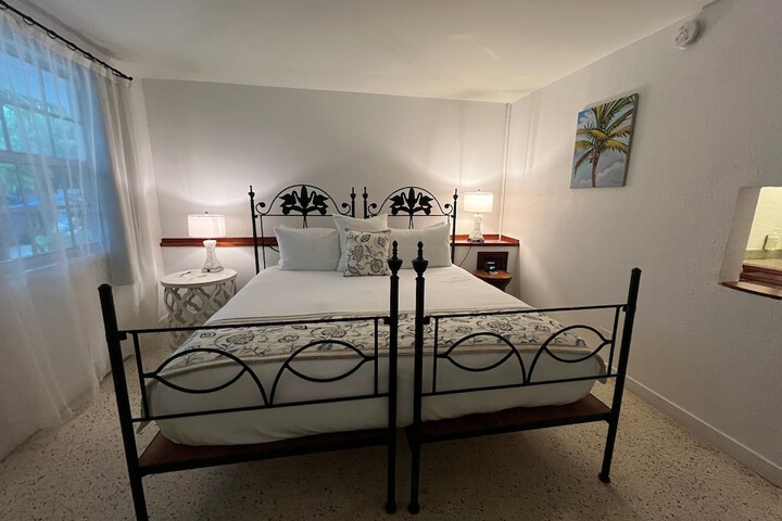 Room 22 of 119