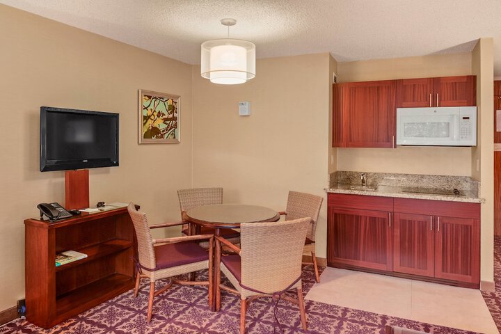 Hilo Hawaiian Hotel Trademark Collection by Wyndham