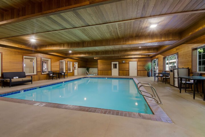 Pool 4 of 47