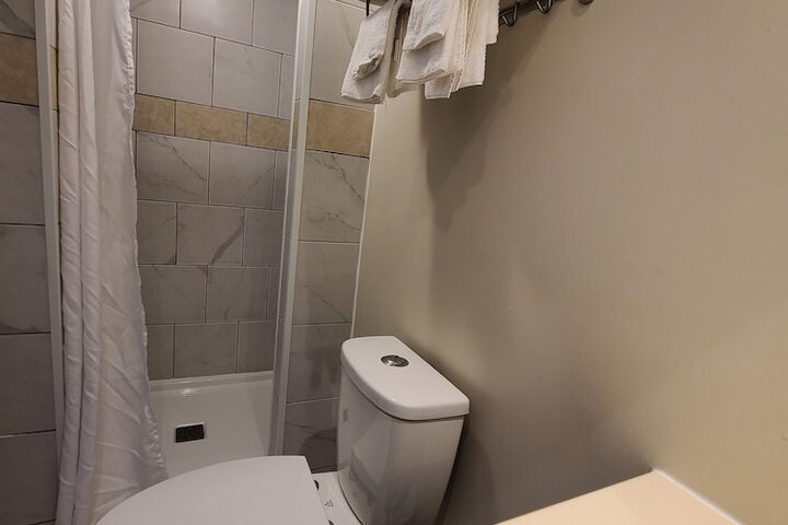 Room 19 of 29
