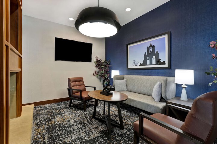Hyatt Place San Antonio–North / Stone Oak
