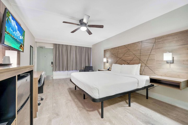 Room 60 of 77