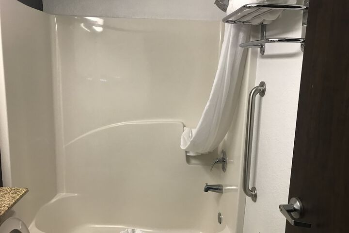 Microtel Inn & Suites by Wyndham Jacksonville Airport