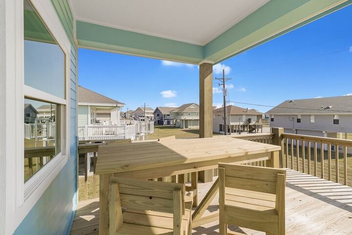 Tideâs Up 3 Bedroom Home by RedAwning
